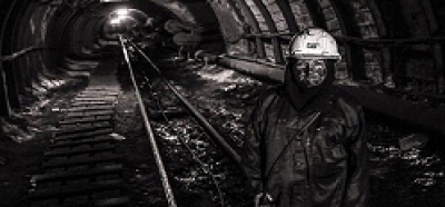 1226 زن ایرانی در معدن کار می‌کنند